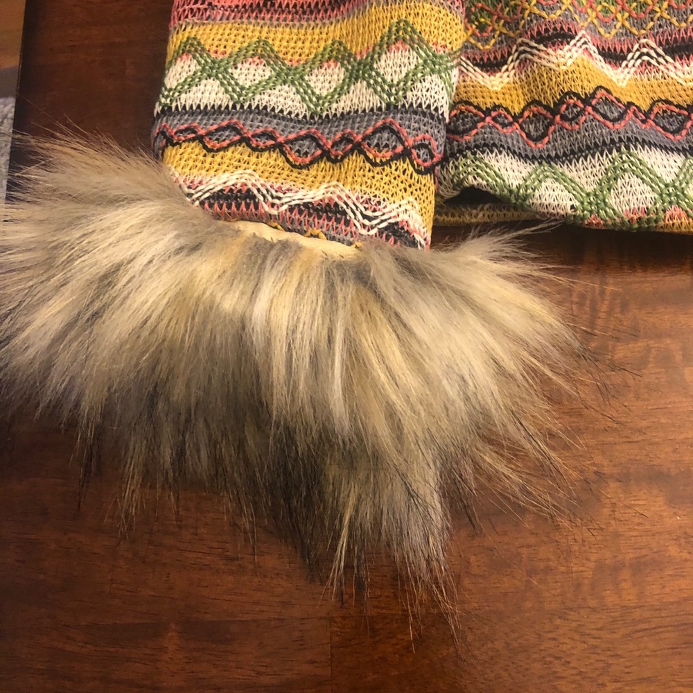 NWT Momo Colorful Blazer with Faux Fur Cuffs - Picture 3 of 13